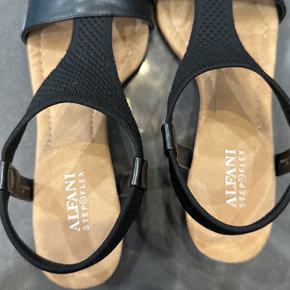 ALFANI stepnflex Women’s size 7 Sandal, black. - Picture 4 of 6
